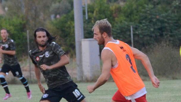 La corazzata Roselle stende i biancorossi alla prima uscita