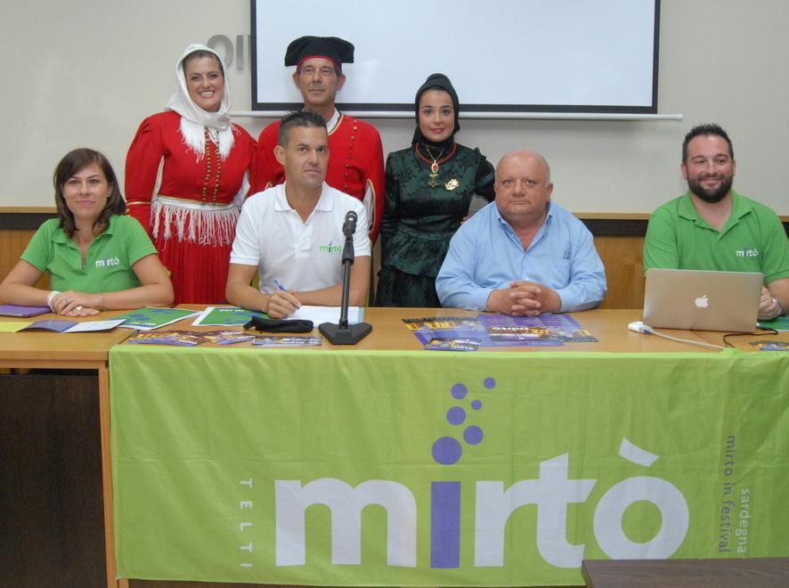 Mirtò, a Telti 5 giornate dedicate al liquore viola 