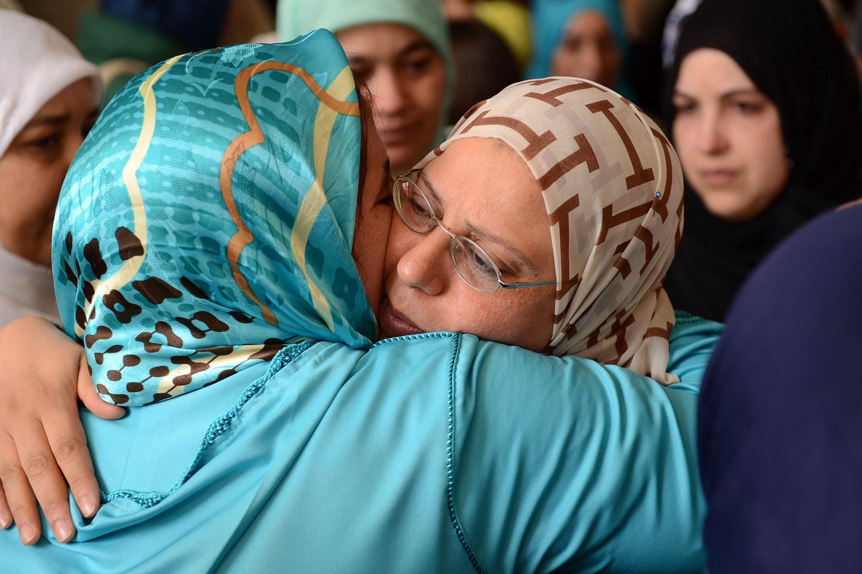 L’ultimo saluto a Khaoula poi la salma in Marocco