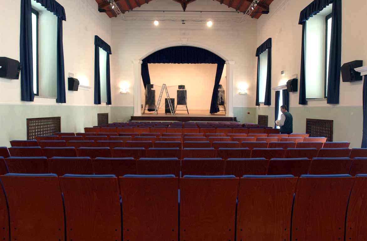 Teatrino dei Servi, lavori di ristrutturazione fatti male. Tetto da rifare 