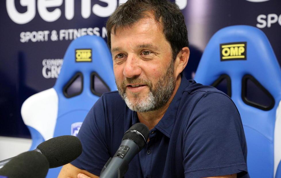 Summit per definire le strategie di mercato 