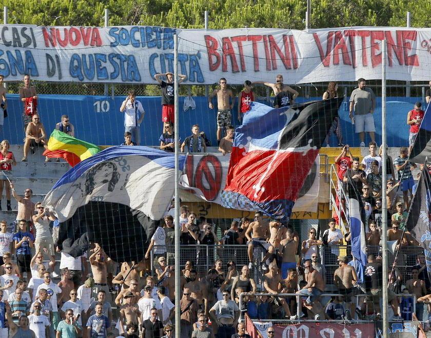 I tifosi: assemblea pubblica per decidere insieme 