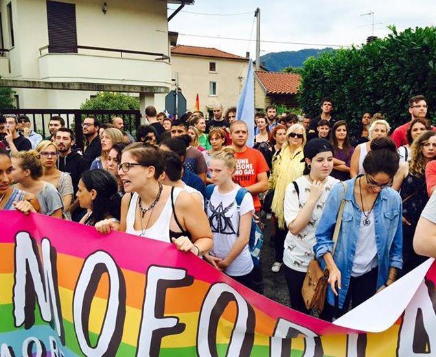 Ferrara, il vescovo contro i gay: «Sono i primi intolleranti» 