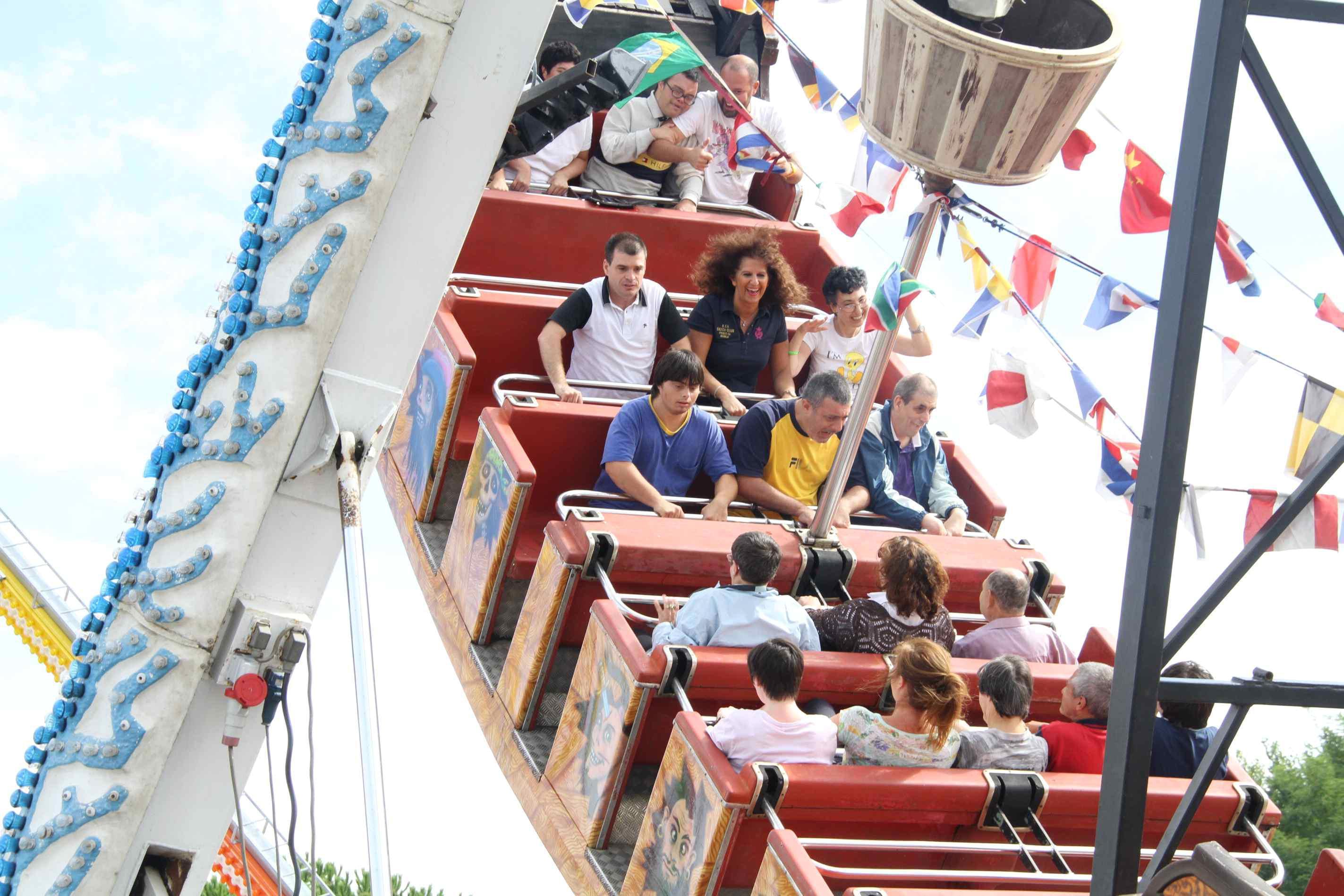 Una giostra del Luna Park