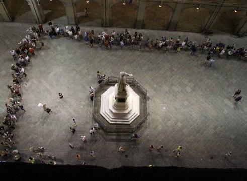 Assalto al Pretorio per ammirare la città dall’alto 