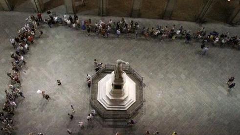 Assalto al Pretorio per ammirare la città dall’alto