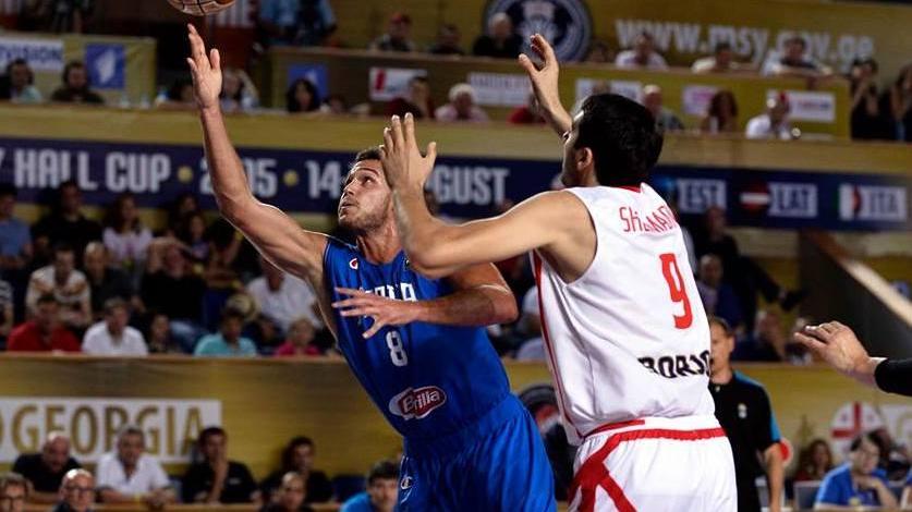 Italbasket-champagne, spettacolo con la Georgia