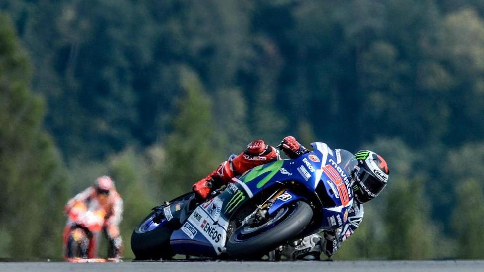 Lorenzo, la furia ceca È aggancio a Valentino