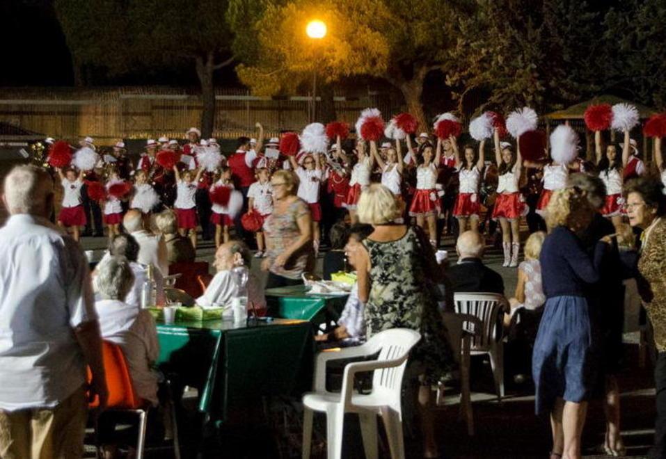Suona la banda per i nonni e i 20 anni della Pav 
