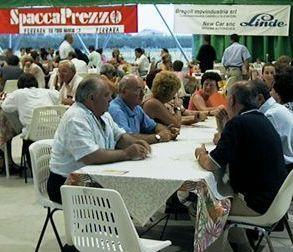 Ferrara, grandinano multe sull’universo delle sagre. Da 2mila fino a 180mila euro 