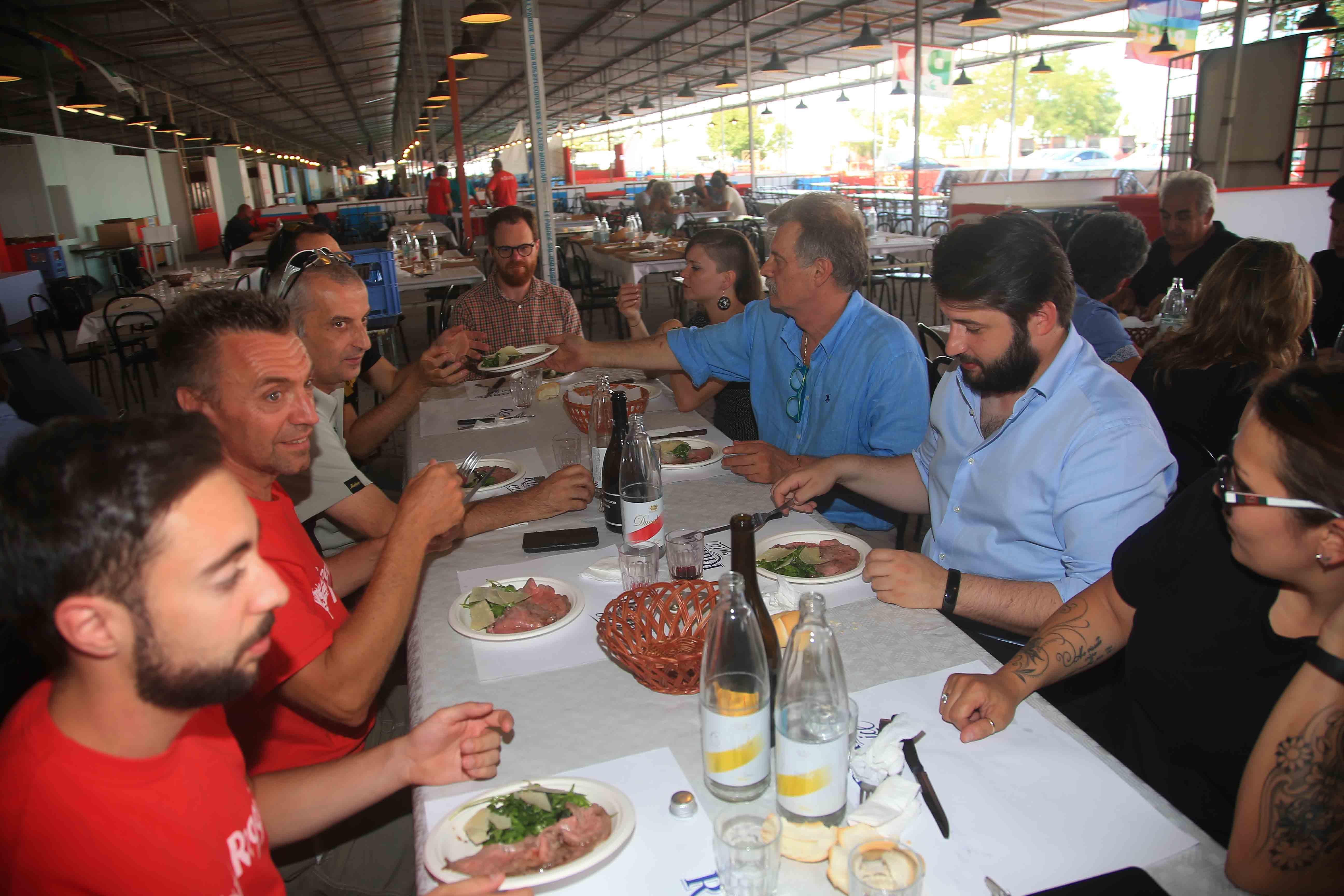 FestaReggio al via, in campo oltre mille volontari 
