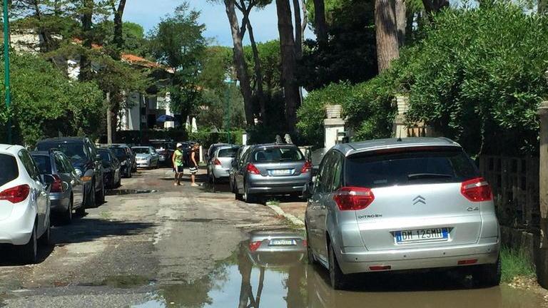 Tirrenia, c’è il temporale ma sembra un’alluvione