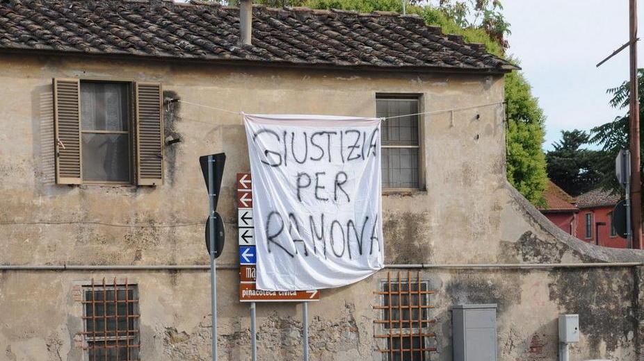 Morte in cella, raffica di interrogatori