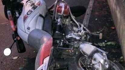 Sbanda e distrugge una moto, denunciato