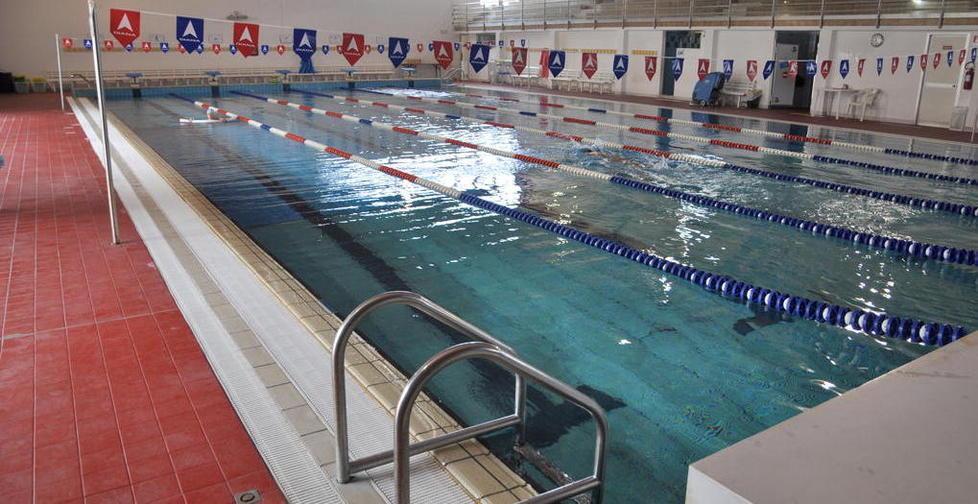 Piscina, altri 18 anni alla Virtus 