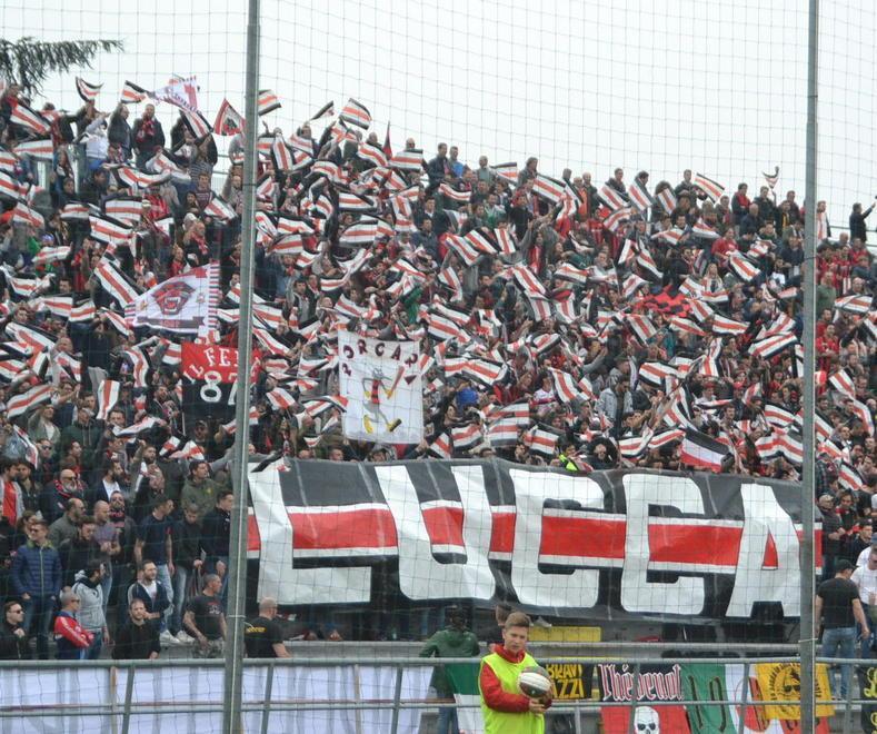 La Lucchese chiama a raccolta i tifosi 