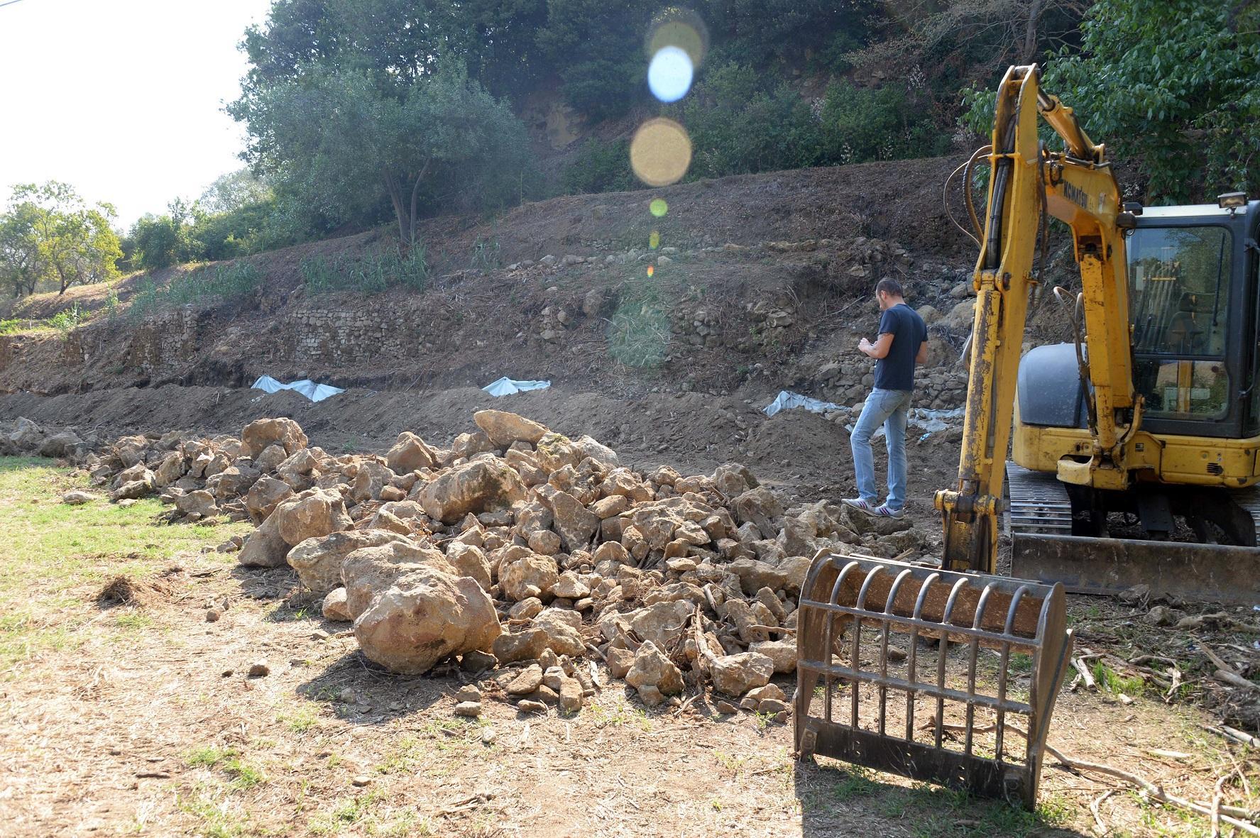 Una delle prime immagini dell'anfiteatro scoperto a Volterra (foto Franco Silvi)