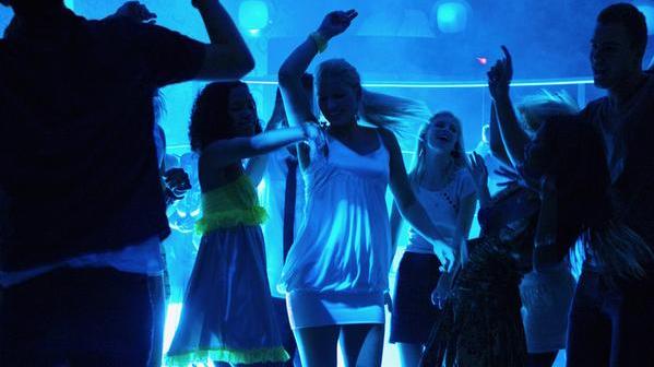 Al Dijous Beach Music stanotte si balla con i Mr.Wine