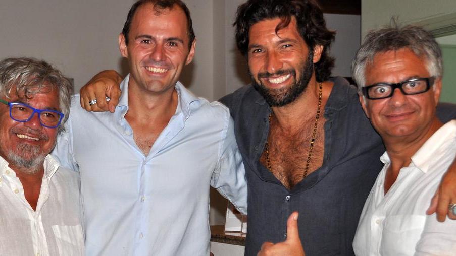 Le Cinque vele attirano una marea di vip