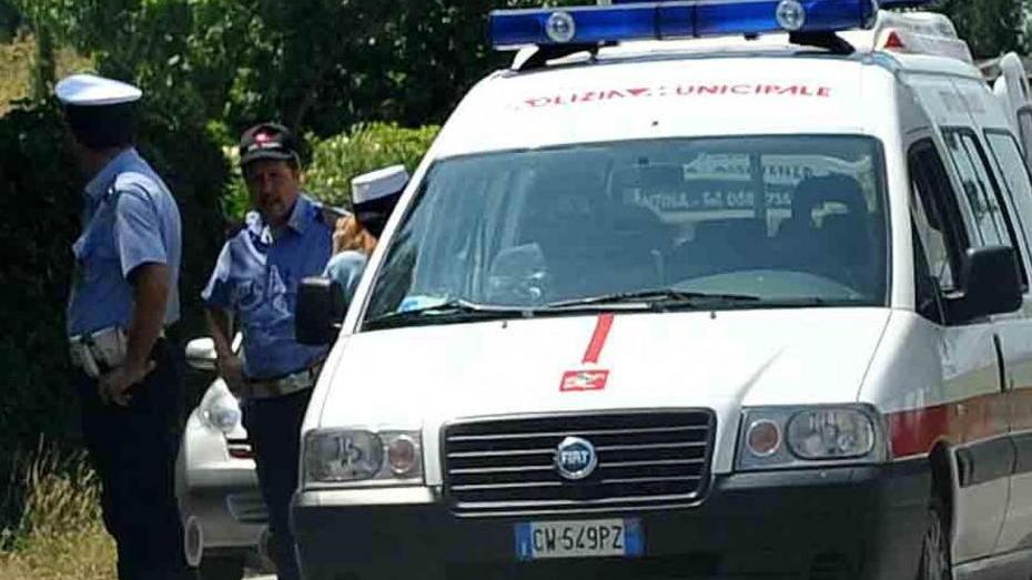Grave quarantenne caduto dallo scooter in via del Tiglio