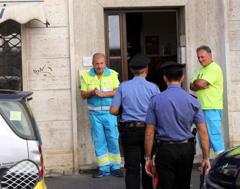 Ha un malore, giovane trovato morto a letto 