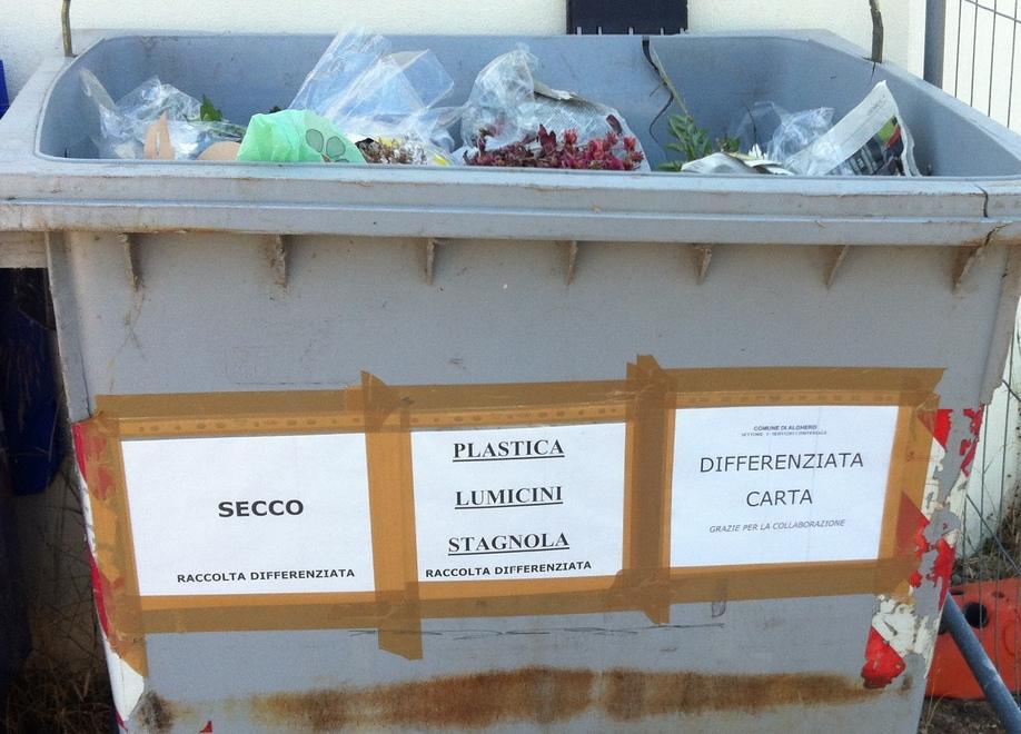 Raccolta differenziata ma non troppo