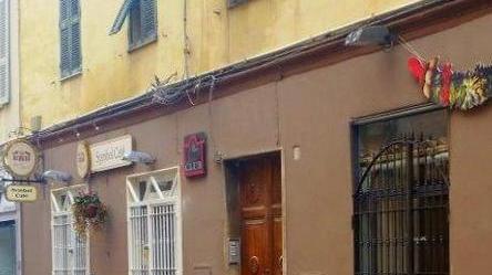 Gli inquilini di via Costa tornano a casa