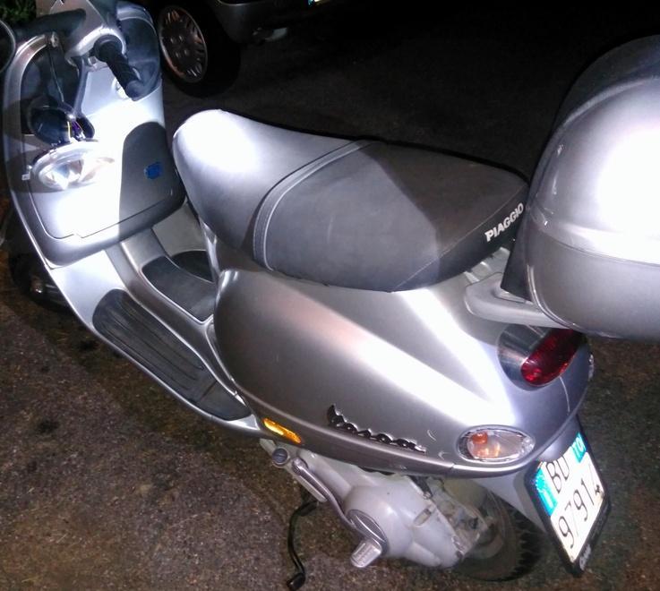 Turista piemontese muore dopo essere caduto dalla Vespa 