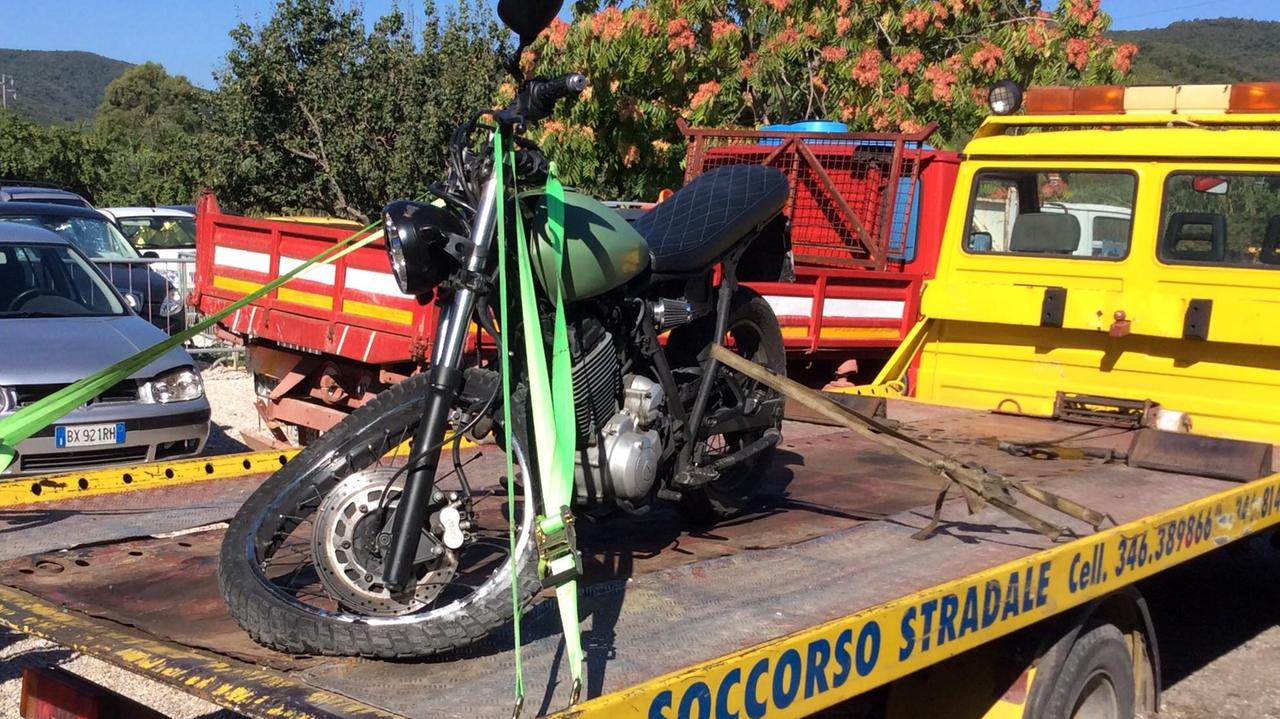 La moto incidentata (foto di Gio' Di Stefano)