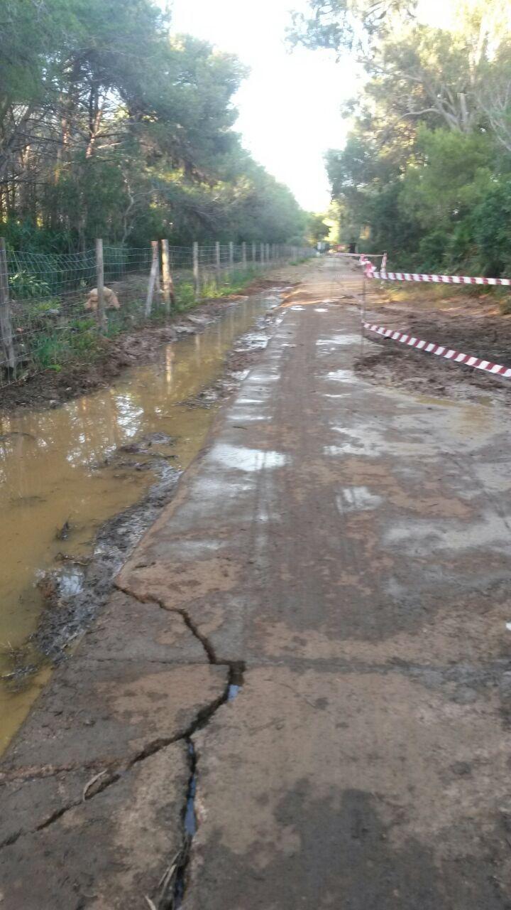 La pista ciclabile Fertilia-Le Bombarde allagata 