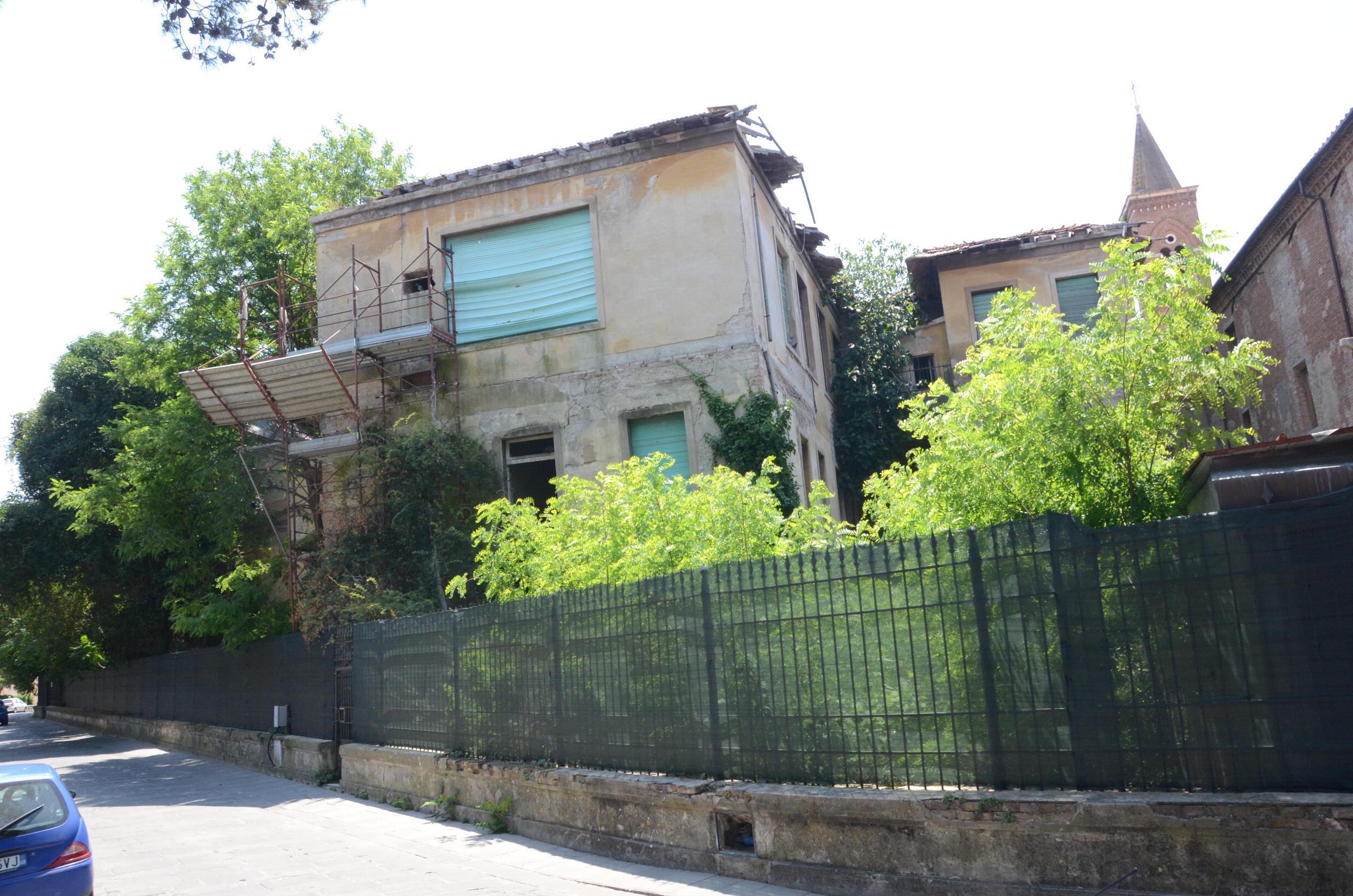 Ex ospedale via Saffi (foto Bf)
