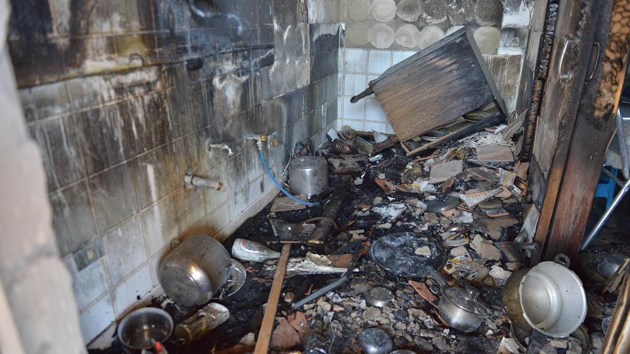 La cucina distrutta dalle fiamme