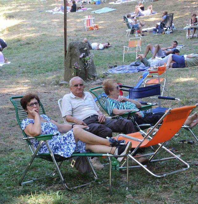 Sfilata storica, musica e cocomerata per tutti alla Macchia Antonini