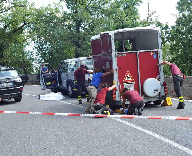 Statale, un altro lutto Muore in moto a 35 anni 