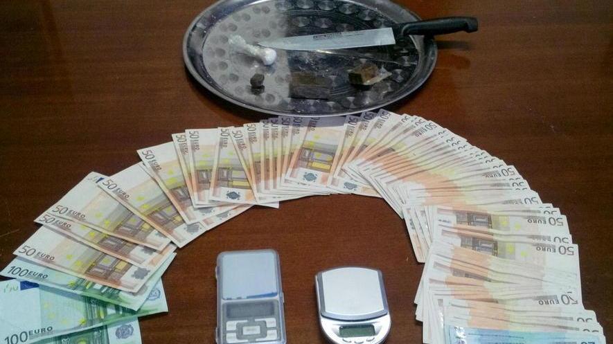 Arrestati dai carabinieri per spaccio di droga