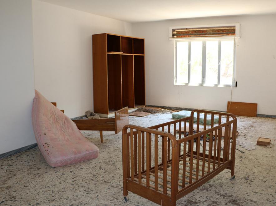 Occupano casolare, denunciati 