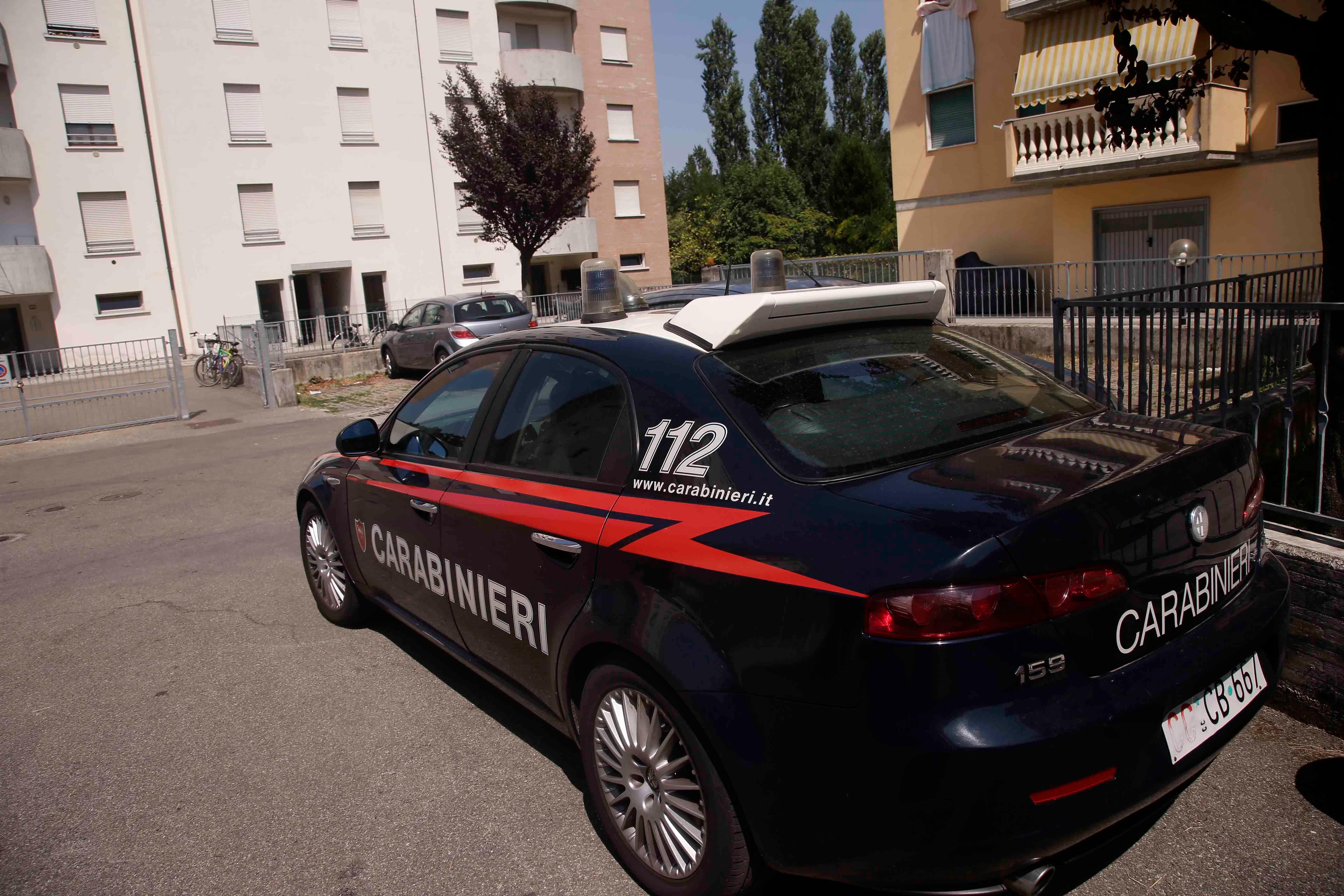 Arrestati due settimane fa, continuano a rubare negli appartamenti 