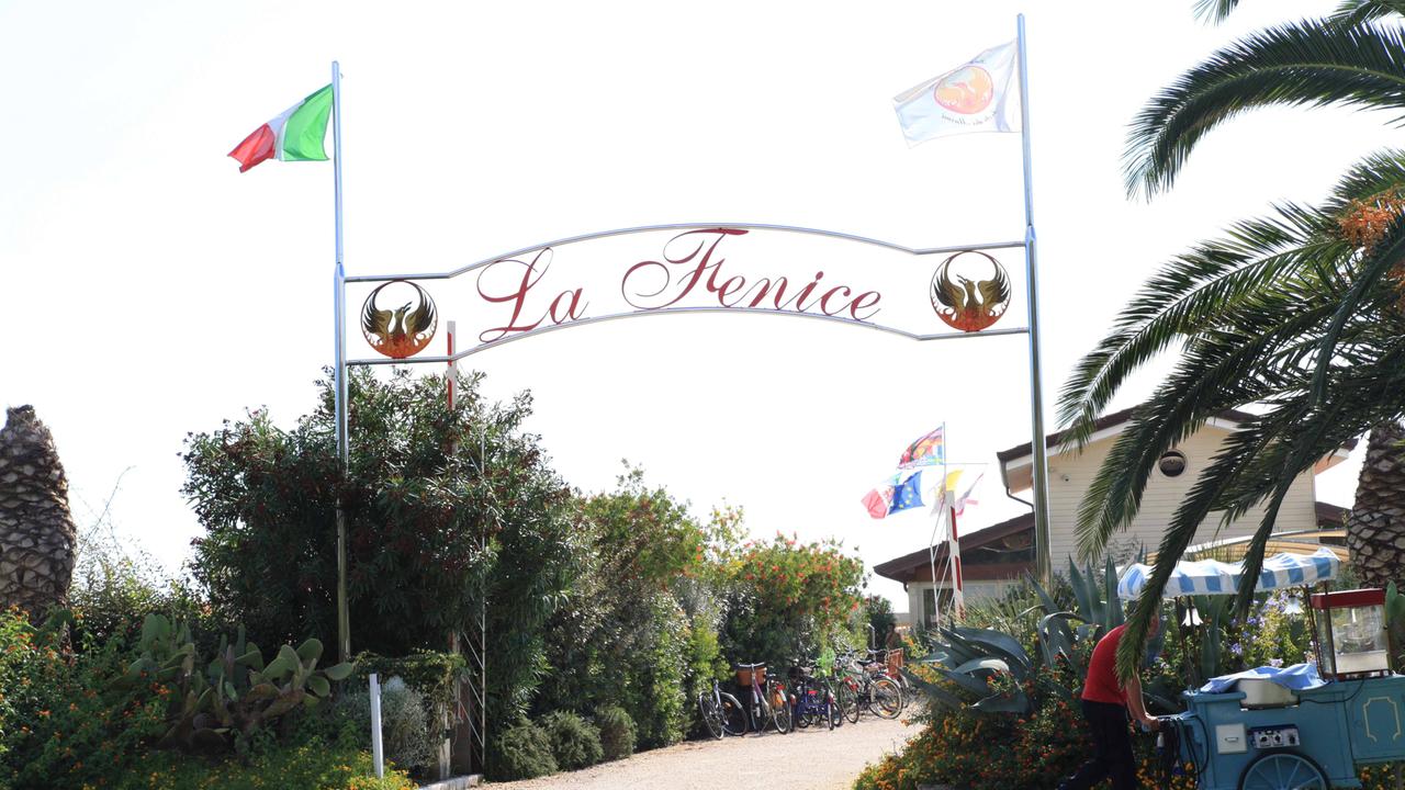 L'ingresso del bagno La Fenice di Forte dei Marmi