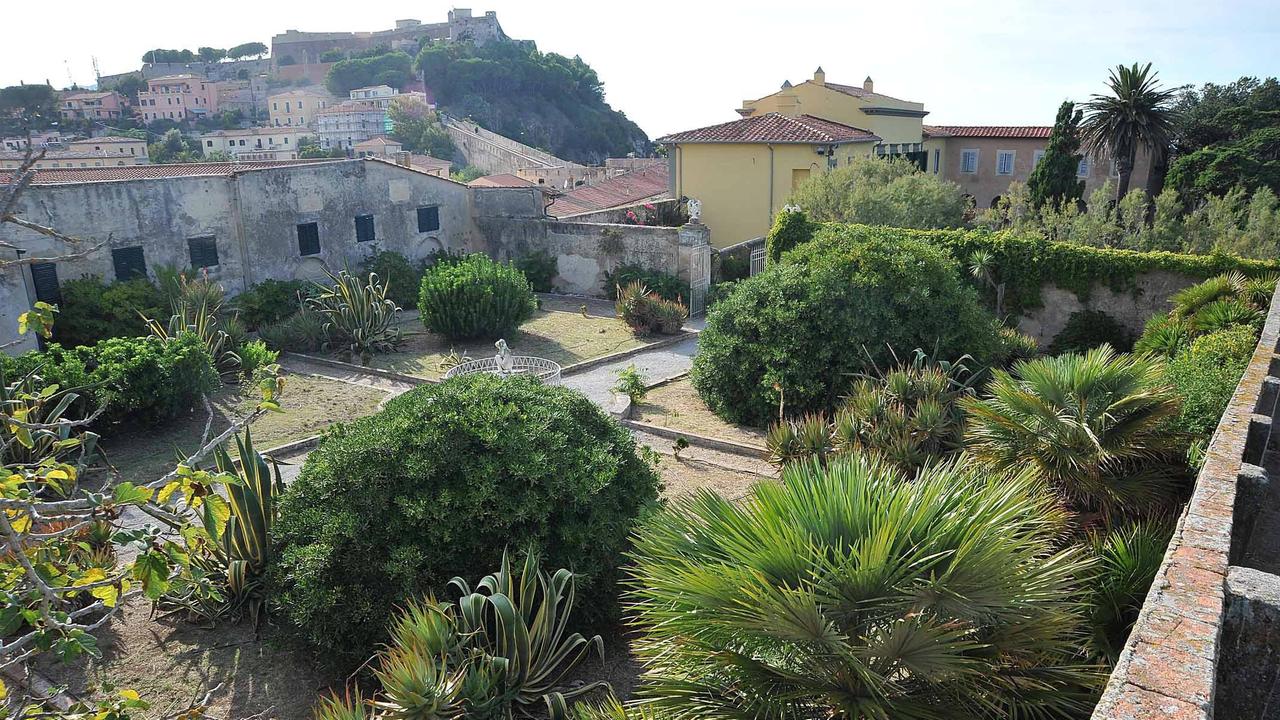 I giardini della Villa dei Mulini di Portoferraio