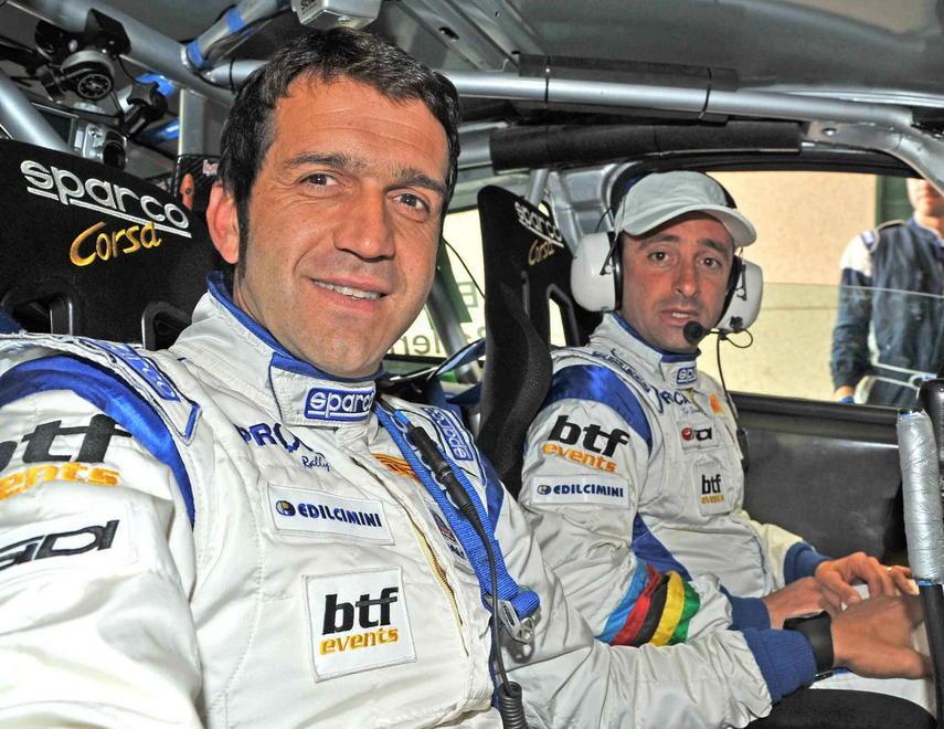 Franco Ballerini e Paolo Bettini, due campioni accomunati dalla passione per il rally (foto Gori)
