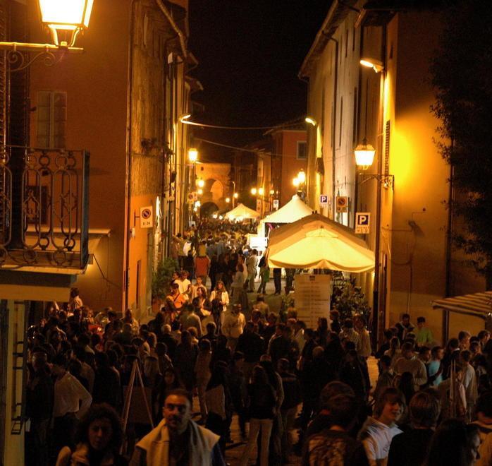 Torna la festa del vino in una sede rinnovata 