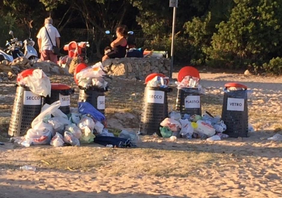 Dalle città alle spiagge: così si sporca un’estate 