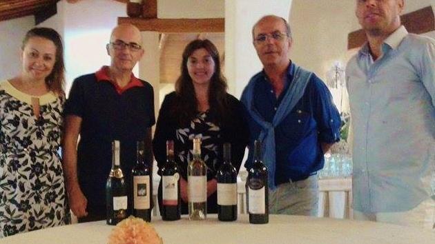 Dal vino al folclore, a Porto Rotondo la Sardegna migliore