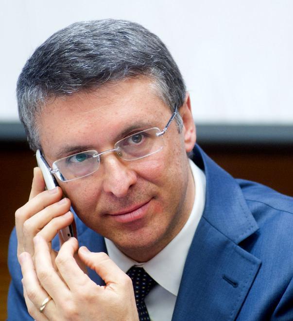 «Confronto concorrenziale anche per questi servizi»
