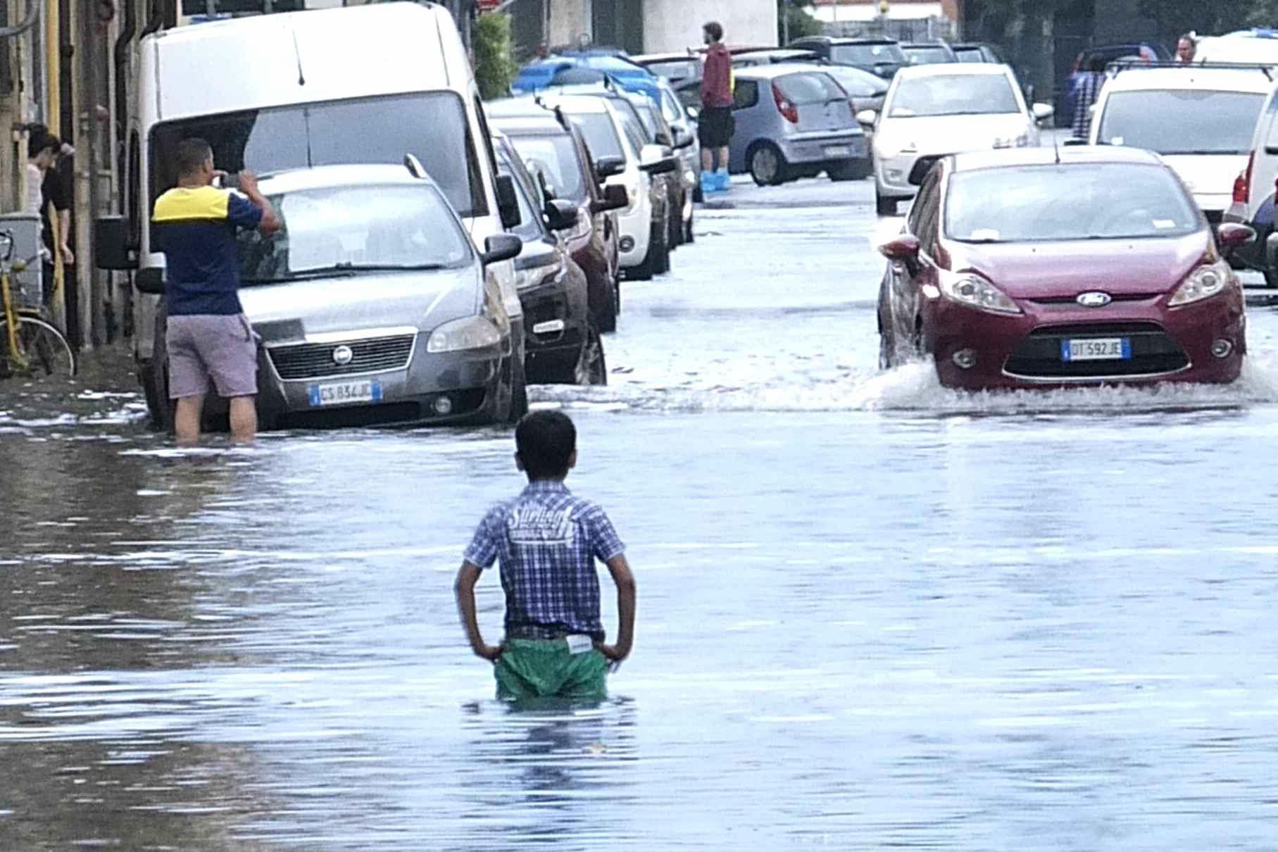 Allagamenti a Pisa (foto Muzzi)