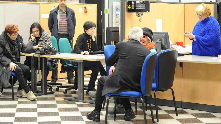 Pistoia, ossigeno per i precari della Provincia