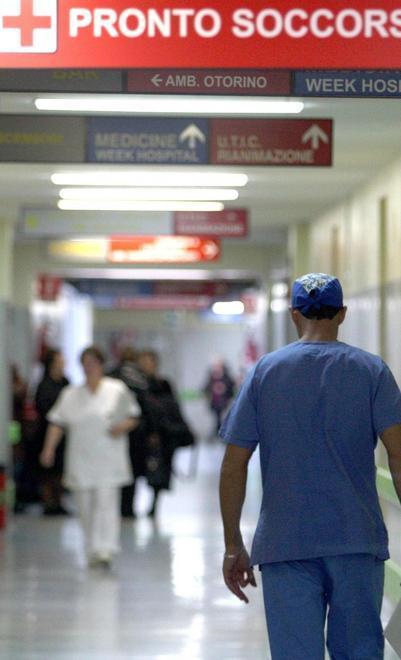 Brucia di notte un impianto nei sotterranei dell’ospedale