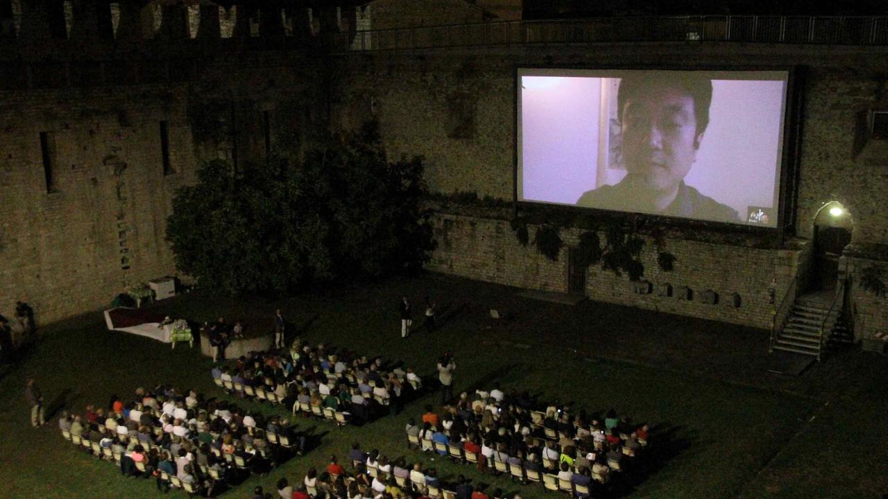 La proiezione del documentario al Castello dell'Imperatore