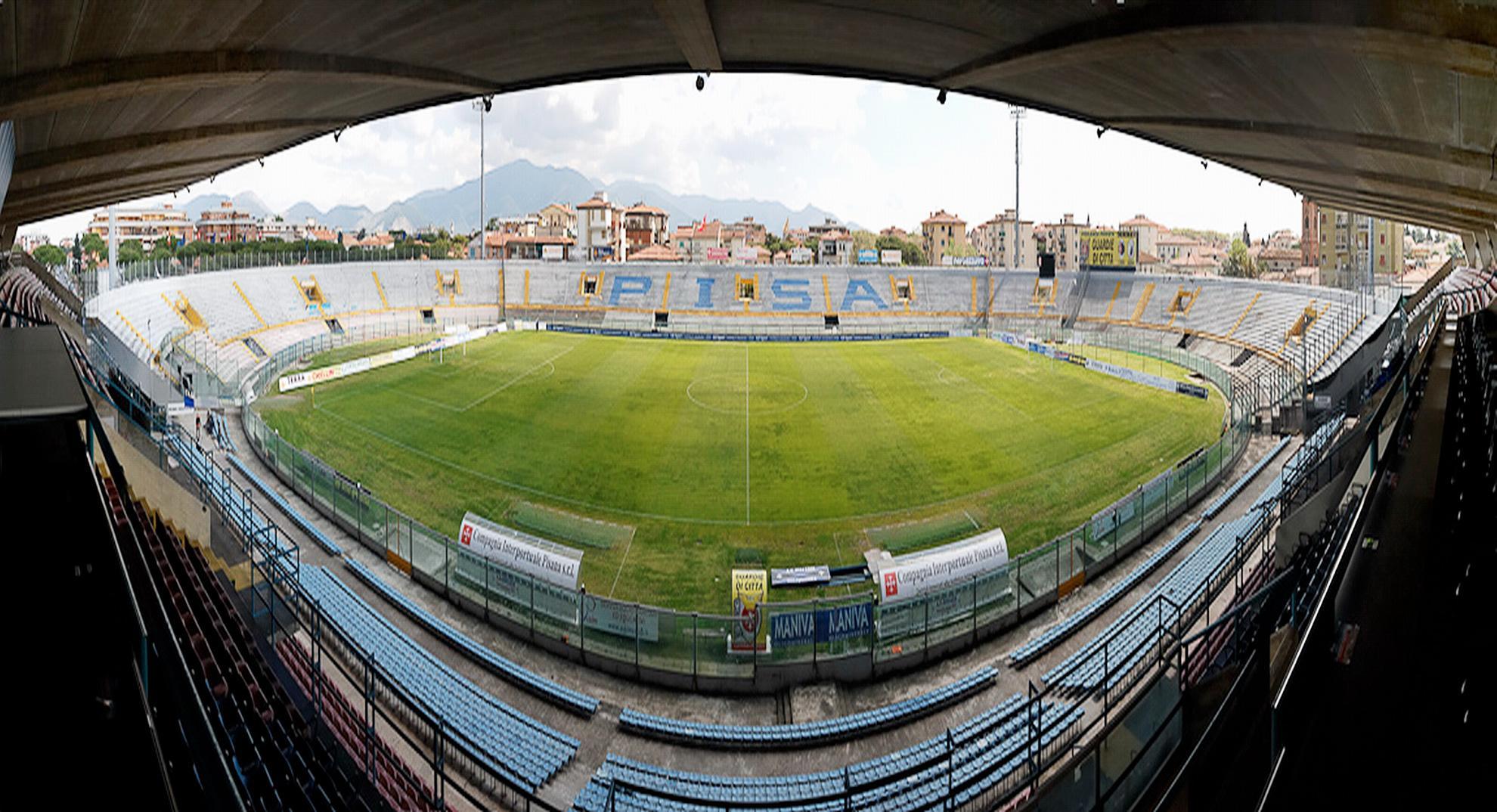 Una panoramica dell'Arena dalla tribuna (pisachannel.tv)