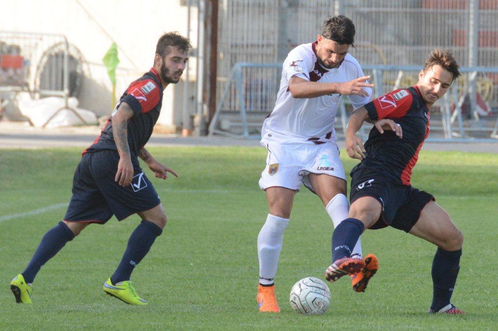 Una immagine della partita Torres-Lupa Castelli Romani